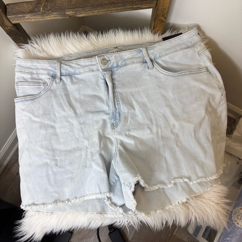 Ava + Viv High Rise Midi Shorts Denim Frayed Hem Women's Shorts Size 24